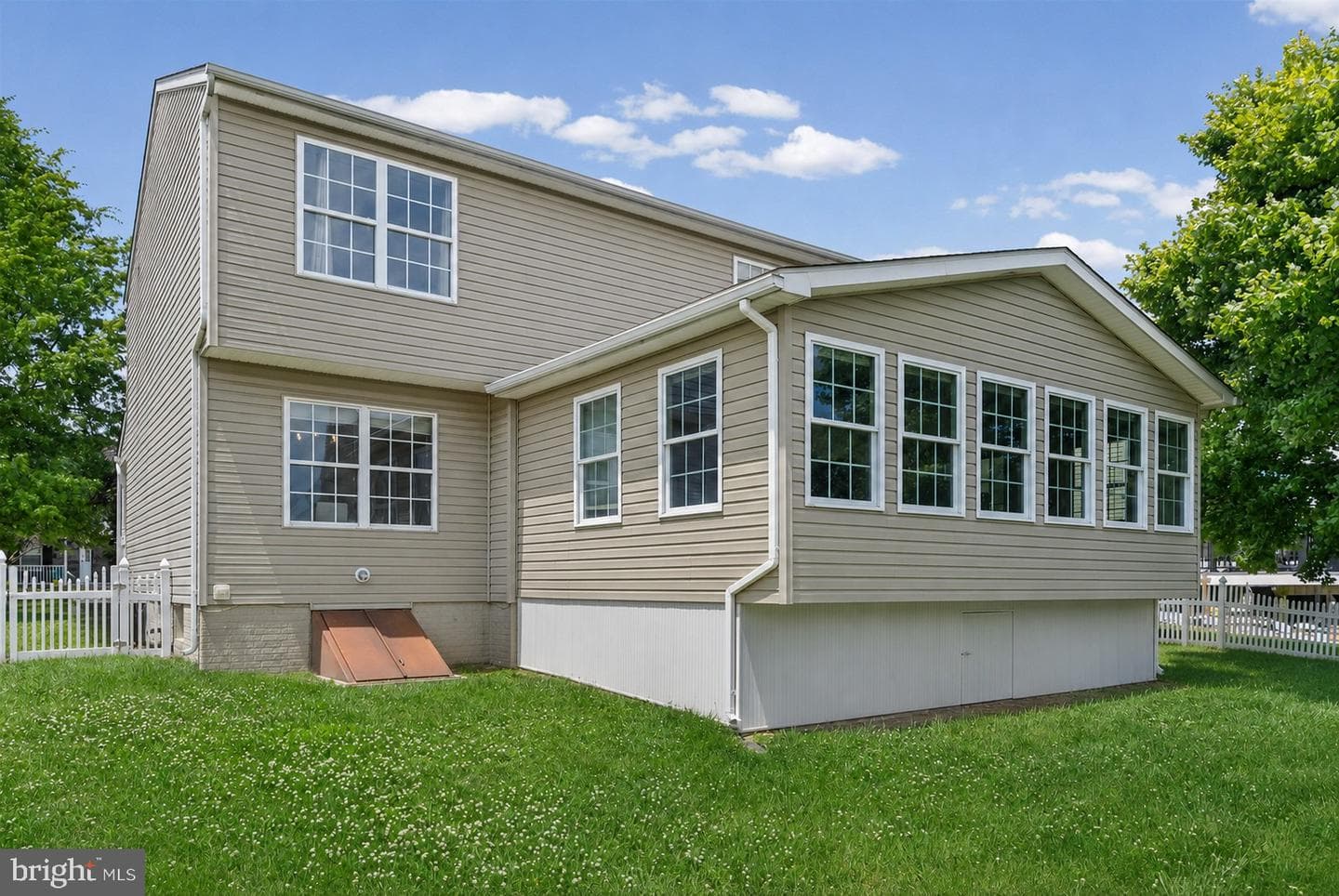 4725 Greencove photo 34