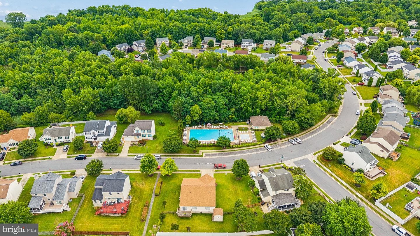 4725 Greencove photo 38