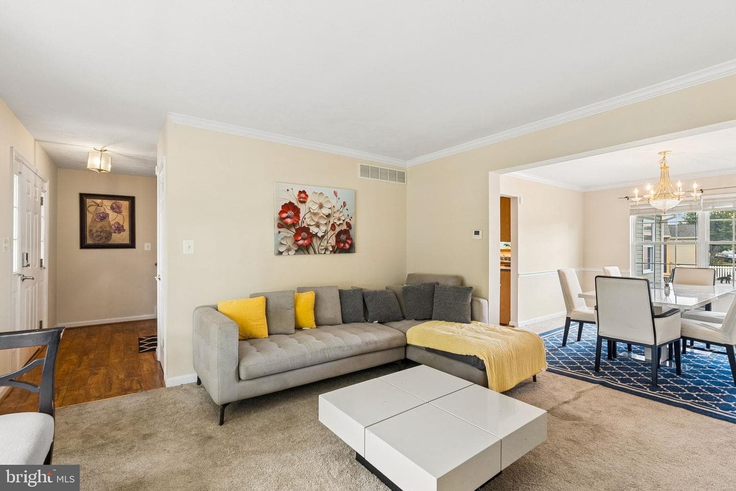 4725 Greencove photo 5