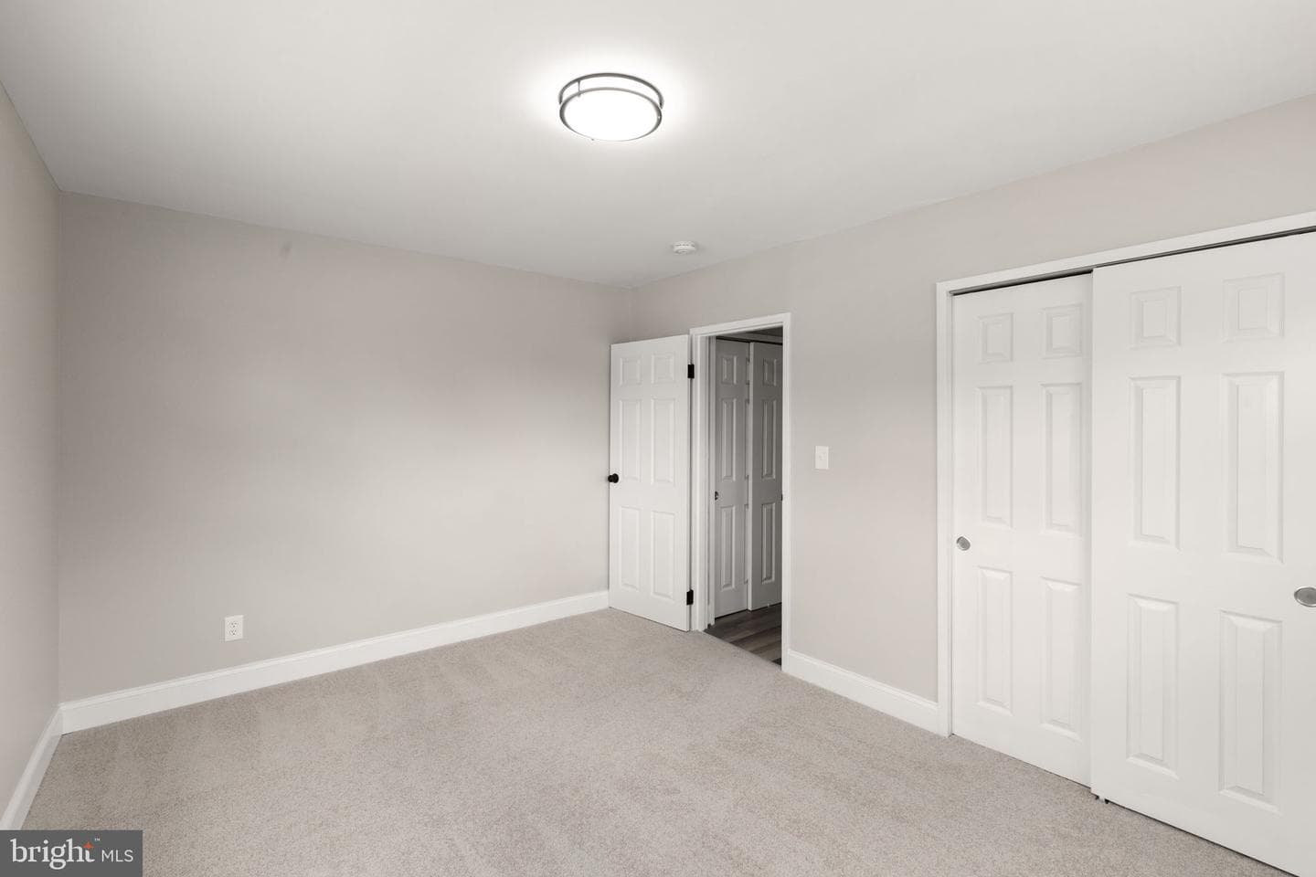 8301 Harris Avenue photo 22