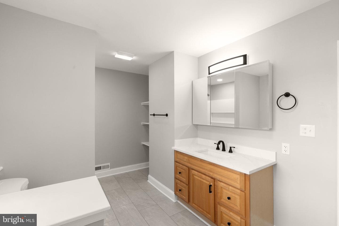 8301 Harris Avenue photo 25