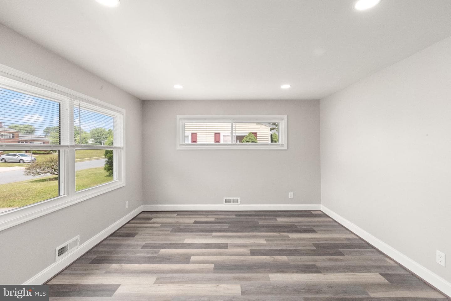 8301 Harris Avenue photo 4