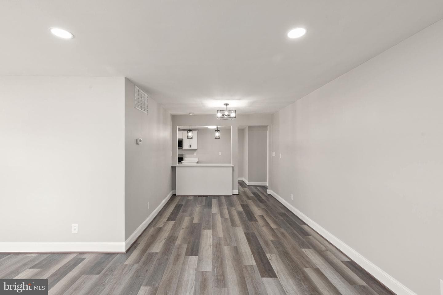 8301 Harris Avenue photo 7