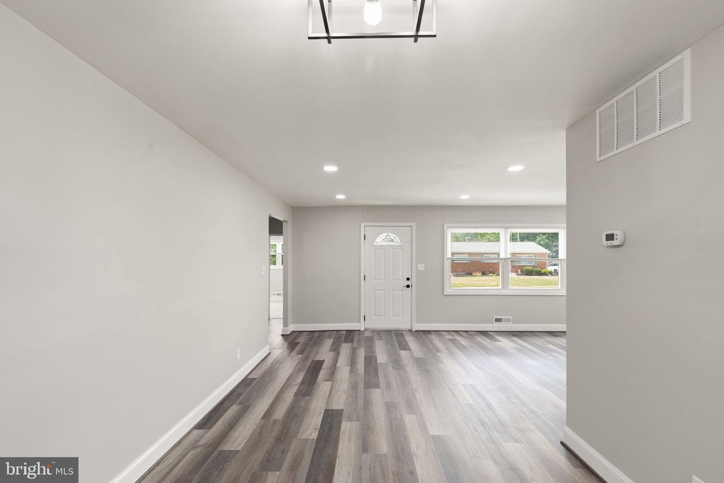 8301 Harris Avenue photo 8