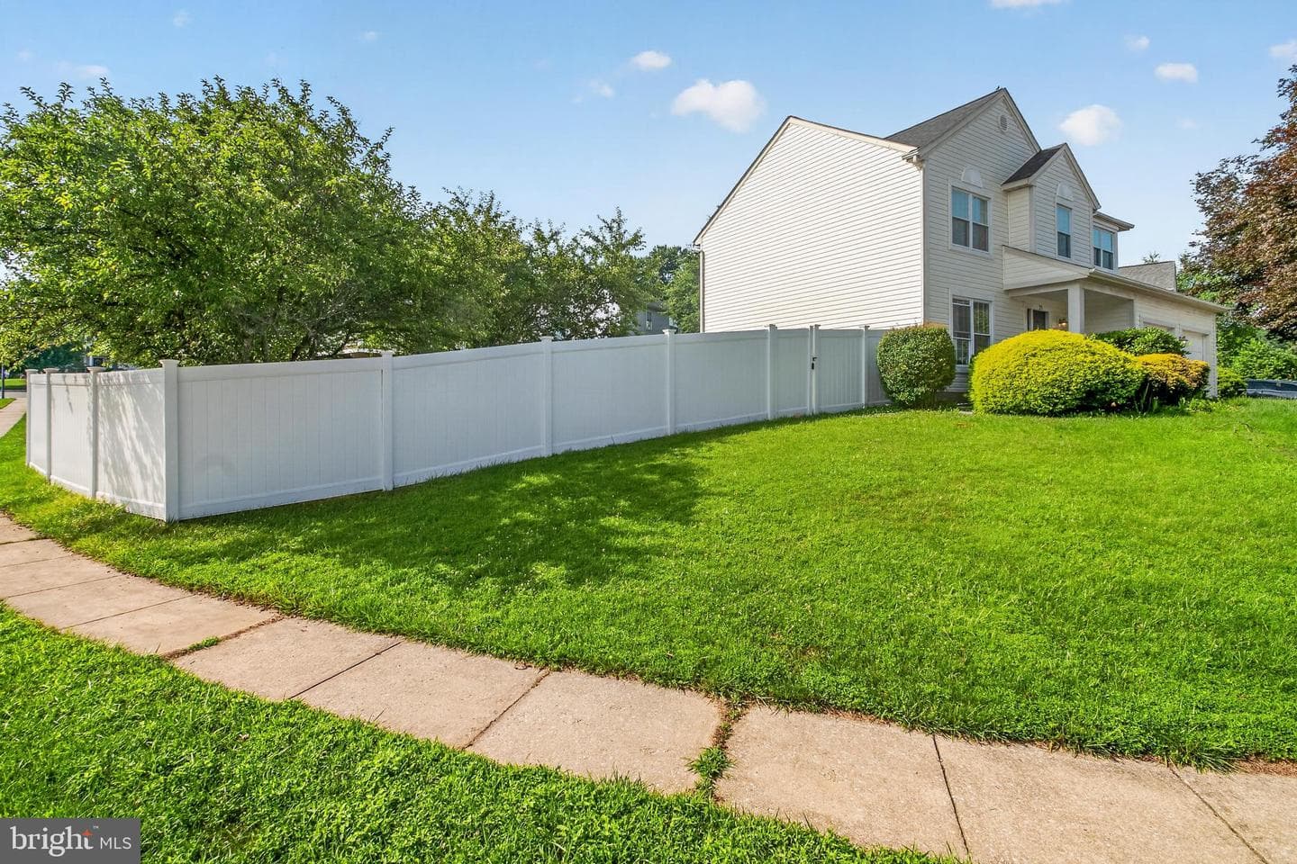 23 Bellinger Court photo 3