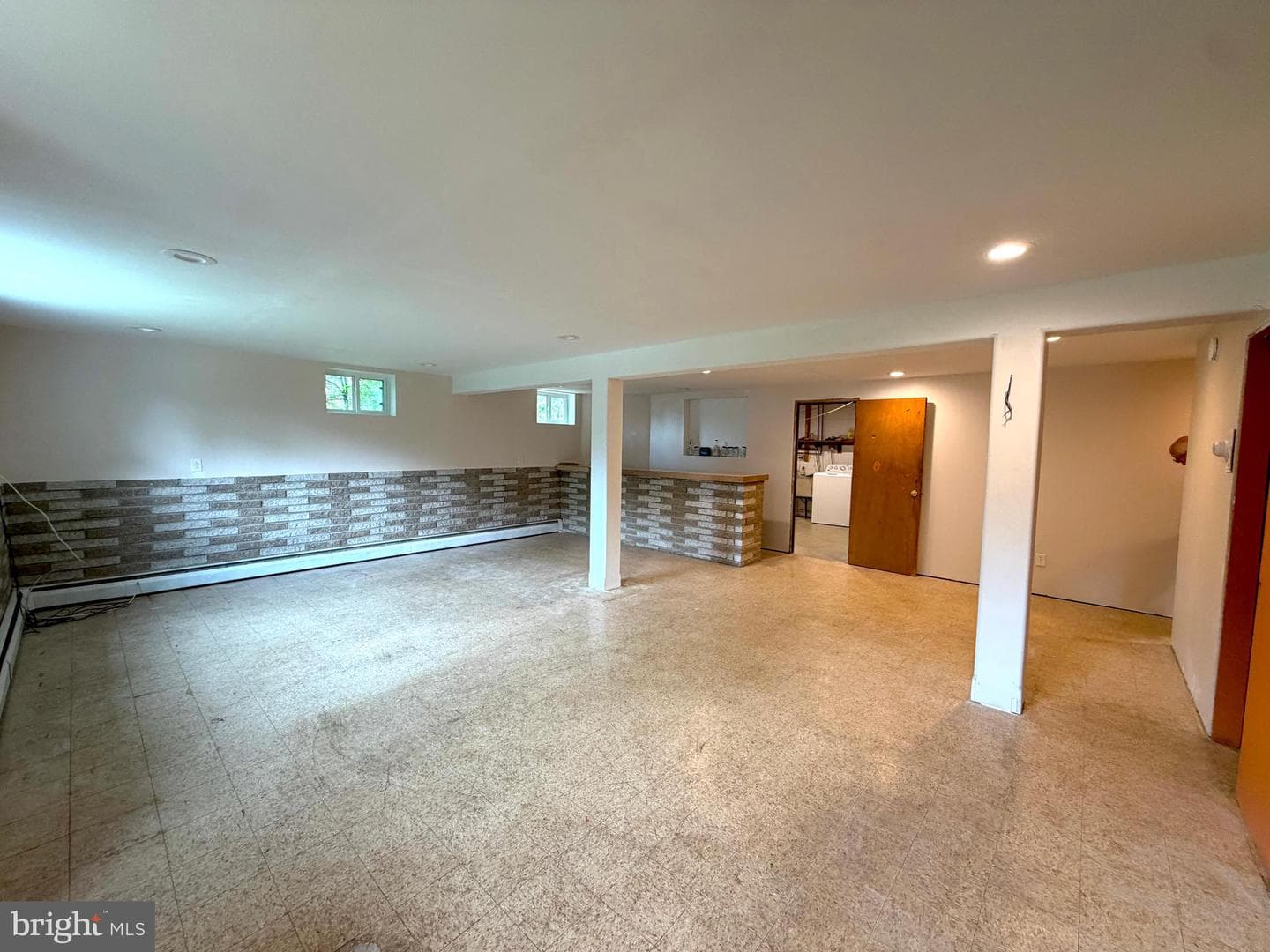 6615 Kenwood Avenue photo 28