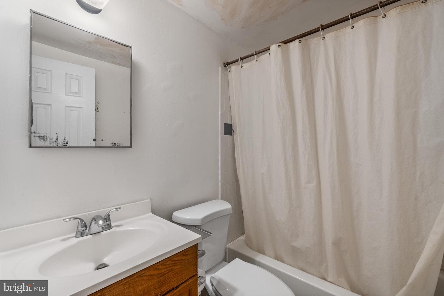 10 Mitnick Court photo 22