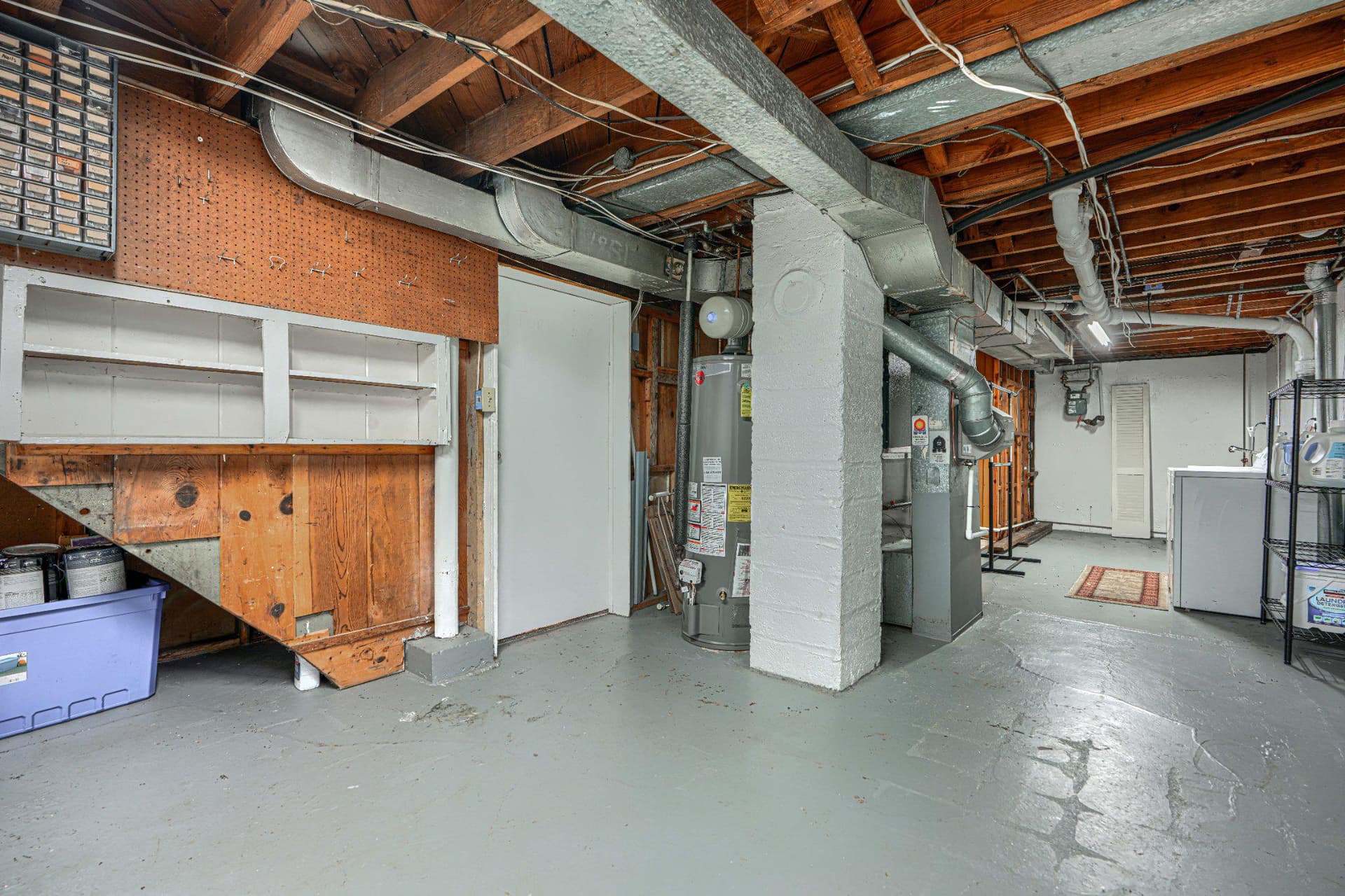 2511 Windsor Road photo 31