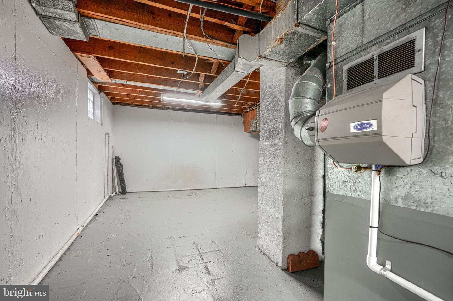 2511 Windsor Road photo 32
