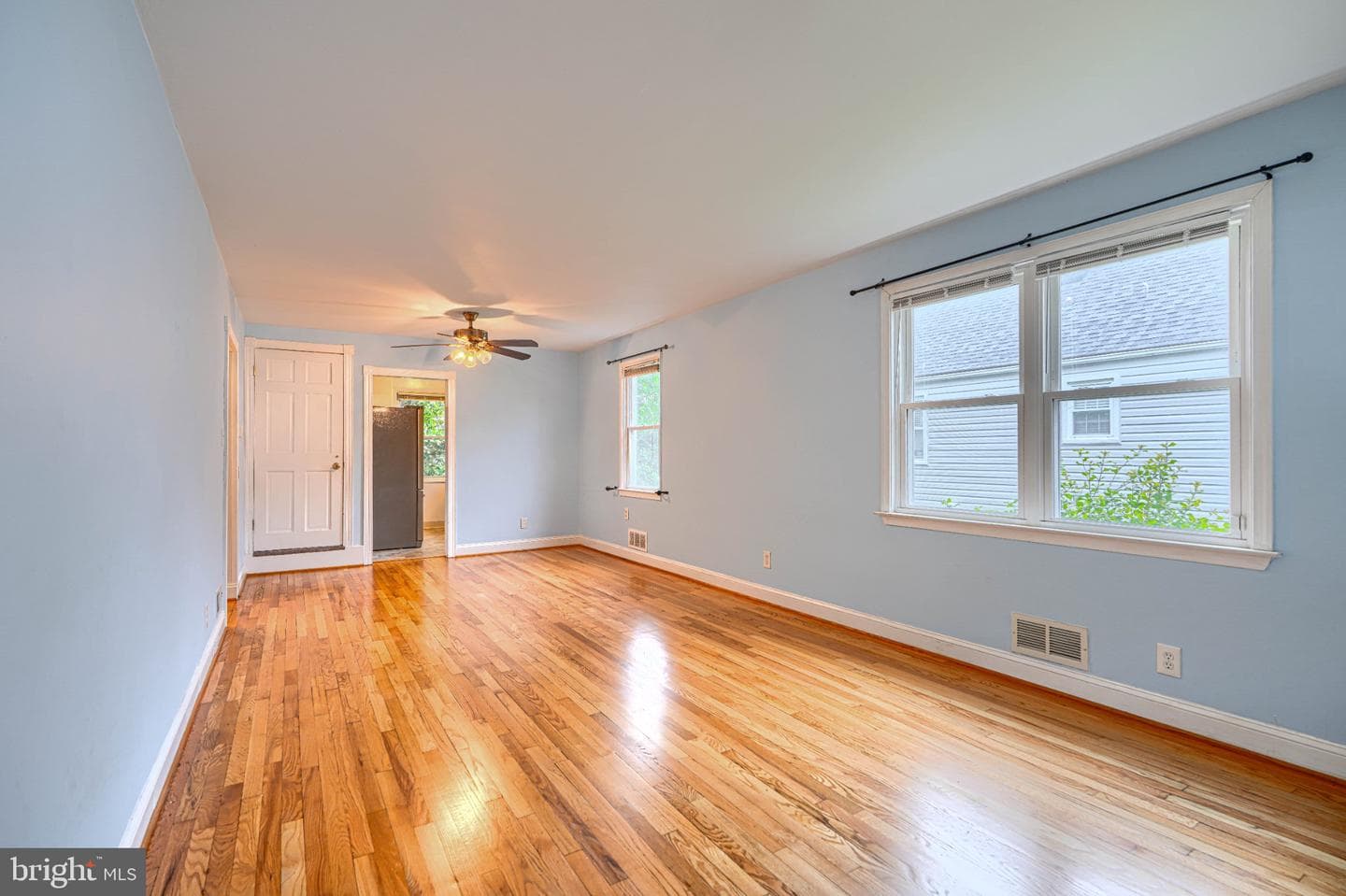 2511 Windsor Road photo 7
