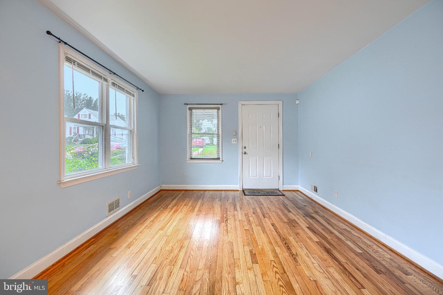2511 Windsor Road photo 9