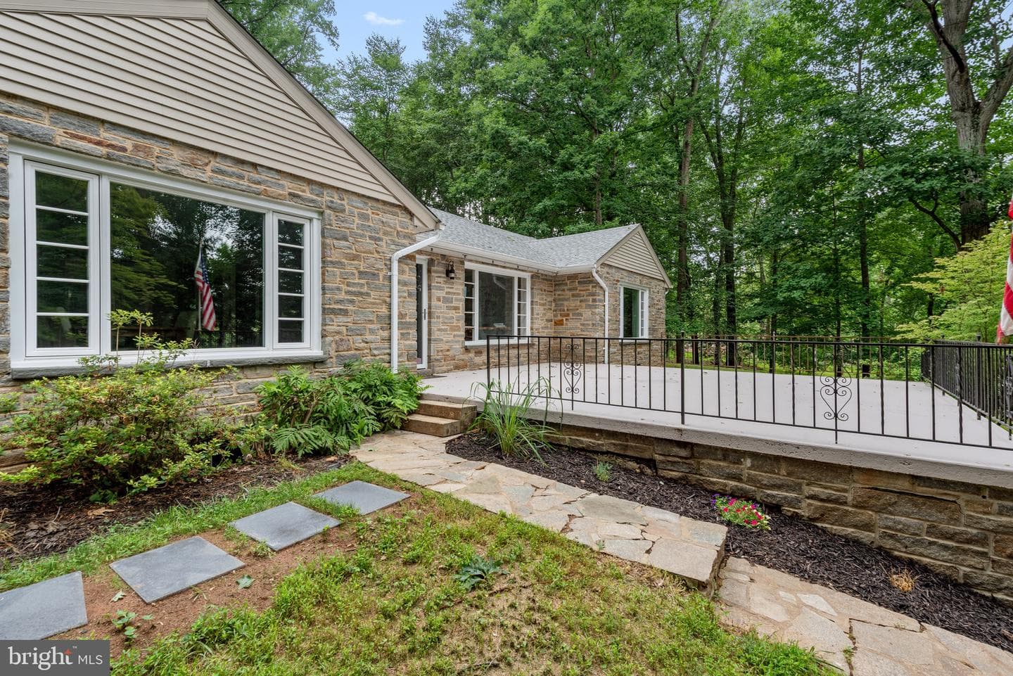 3114 Sunset Lane photo 3