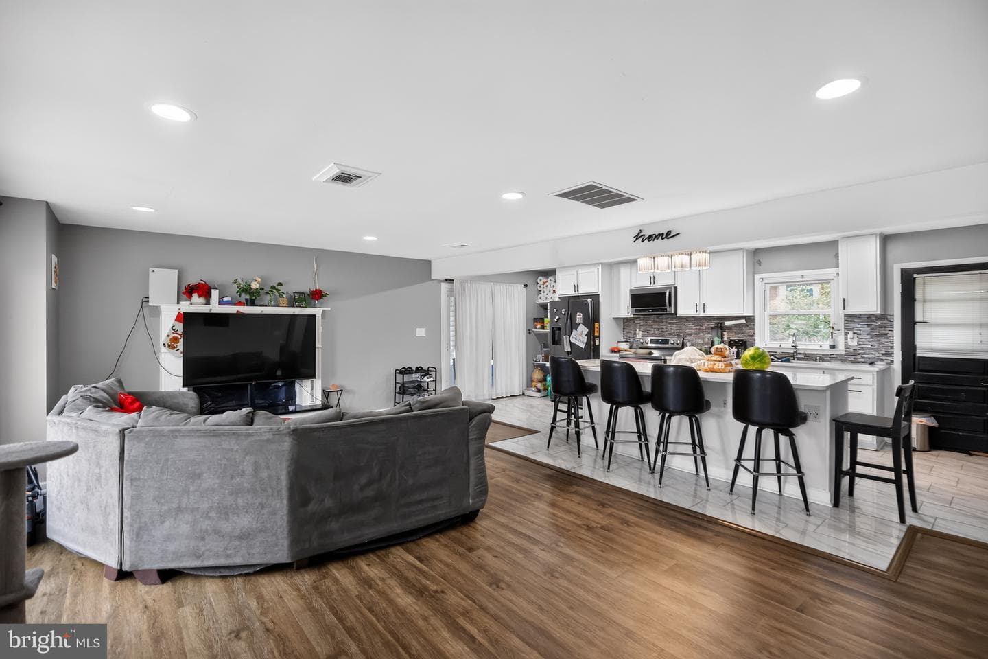 628 George Avenue photo 12