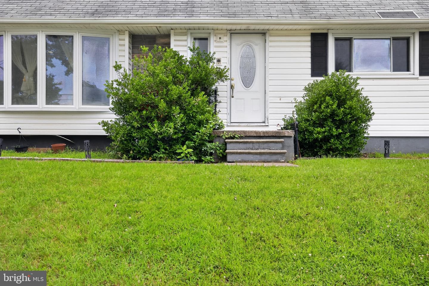628 George Avenue photo 37