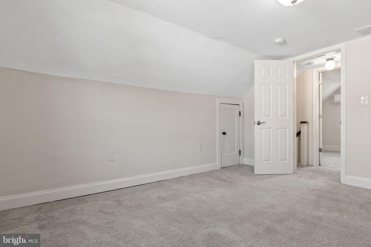8623 Wendell Avenue photo 41