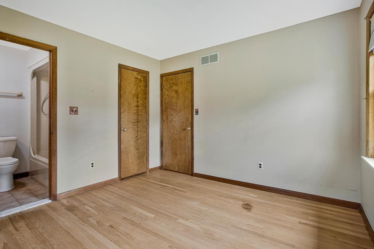 821 W Padonia Road photo 35