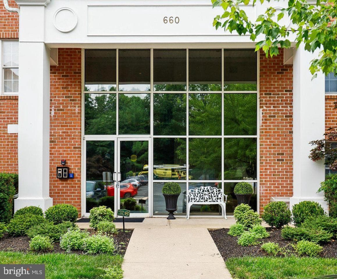660 Straffan Drive #101, Lutherville Timonium