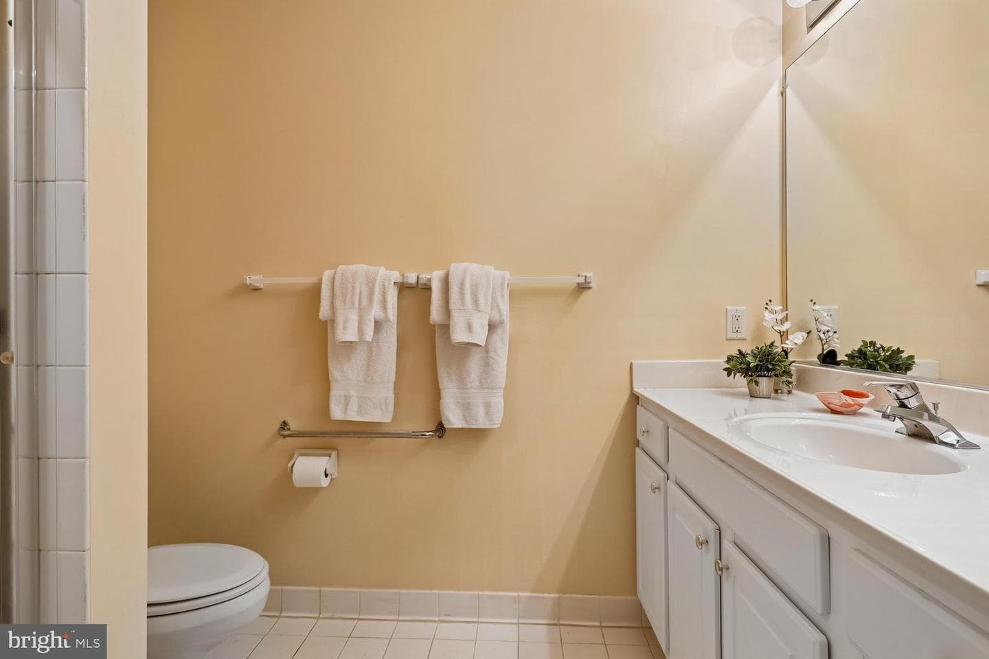 660 Straffan Drive #101 photo 19