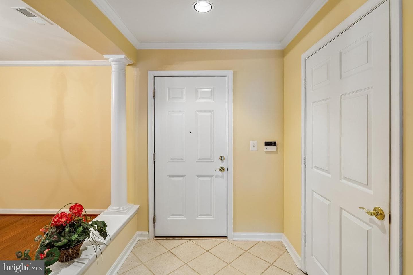 660 Straffan Drive #101 photo 6