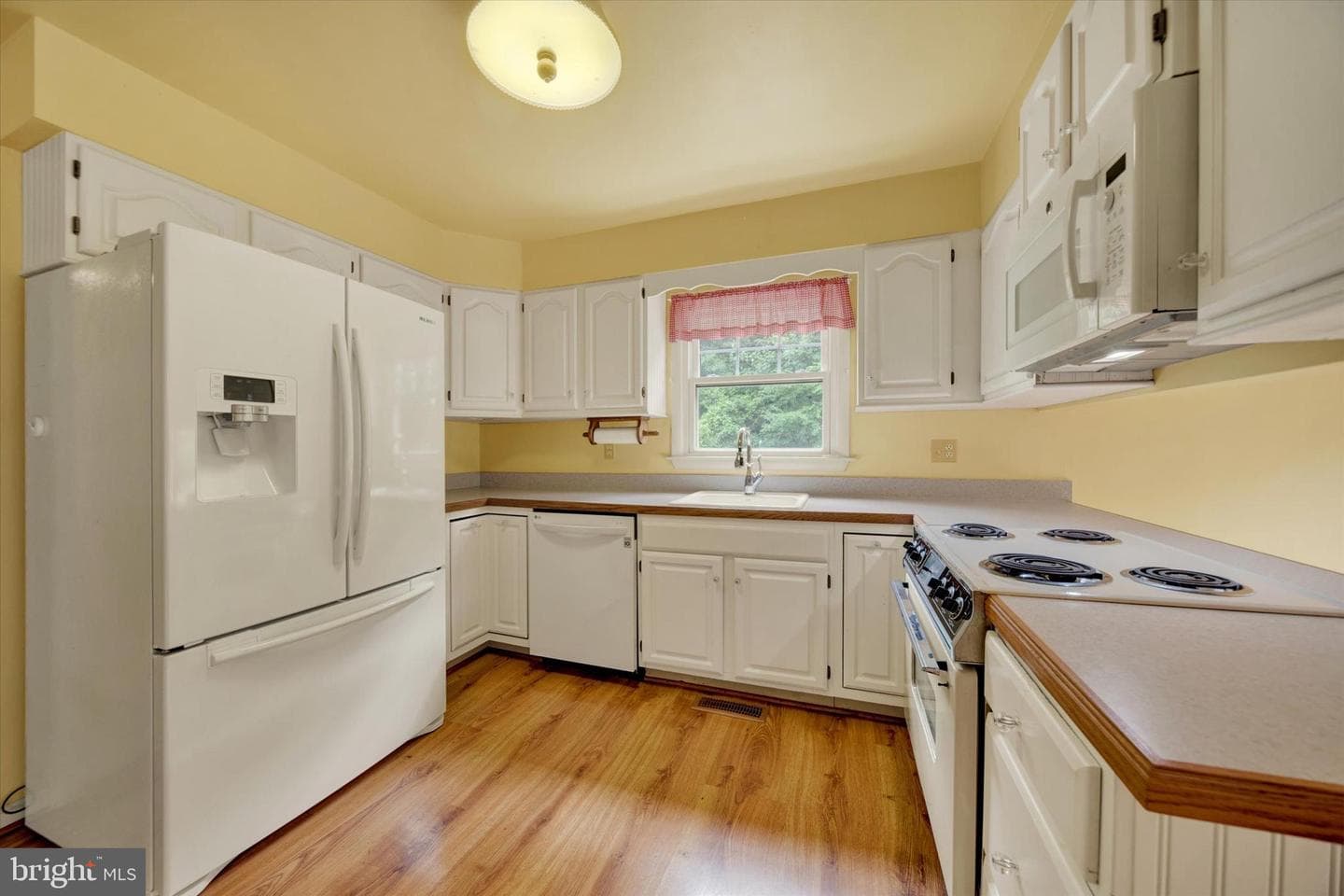 12207 Merrywood Drive photo 12