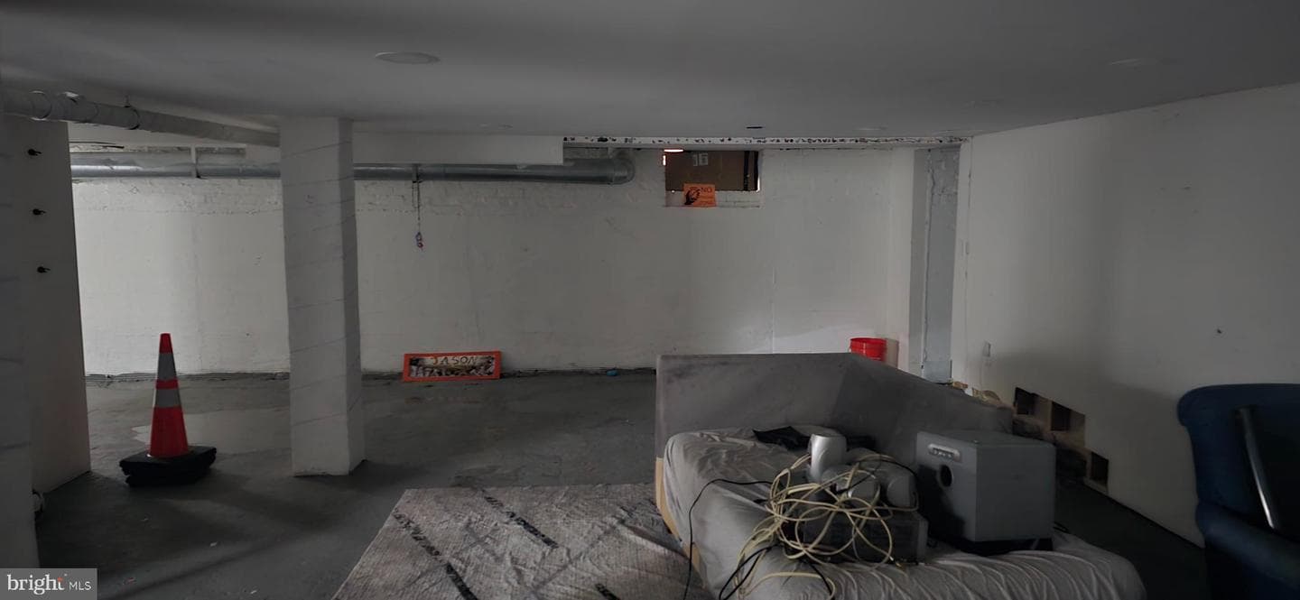 2405 Sparrows Point Road photo 19