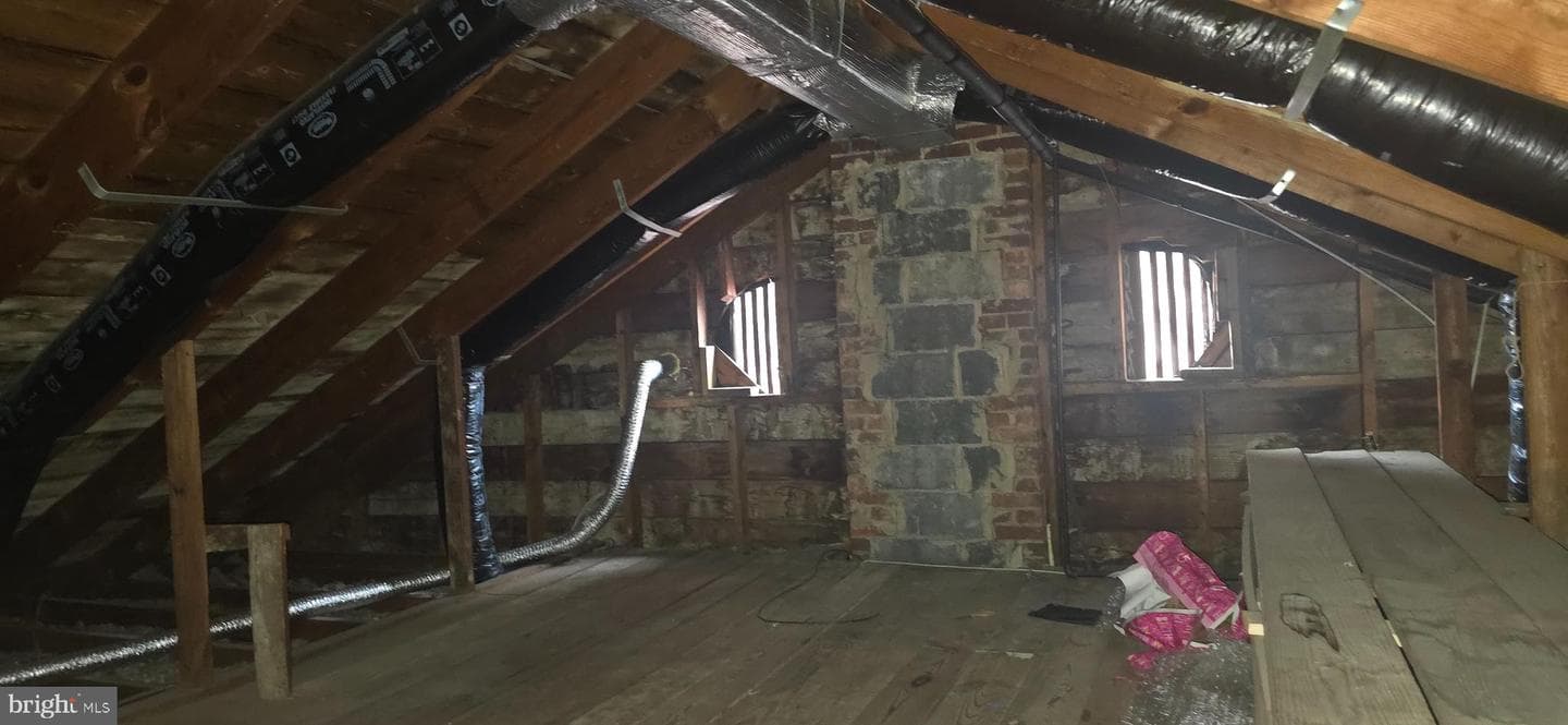 2405 Sparrows Point Road photo 20