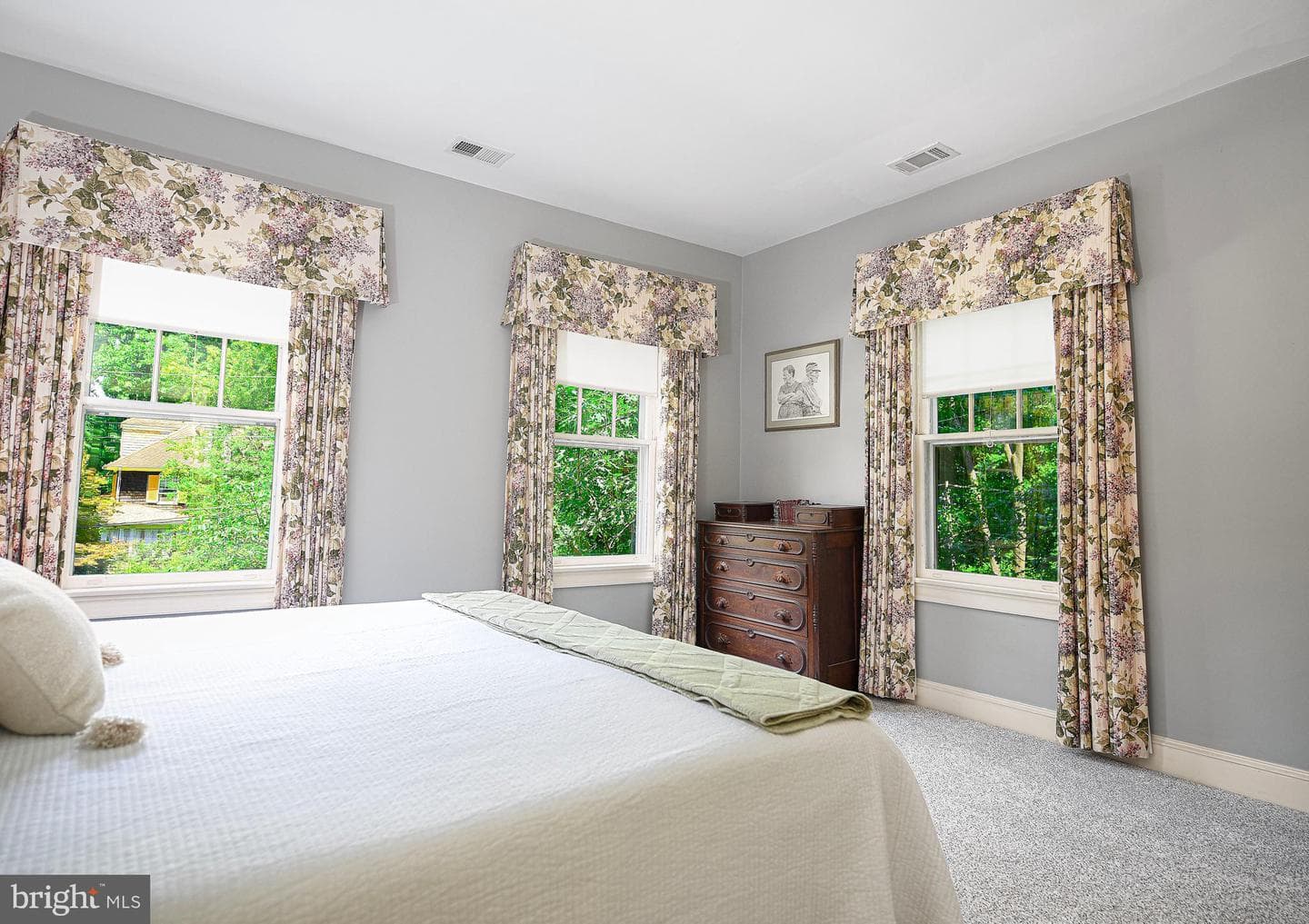 1014 Windsor Road photo 20