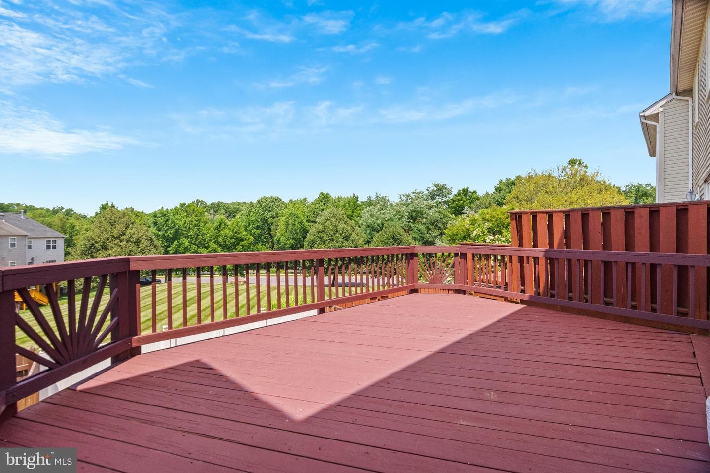 9406 Georgian Way photo 35