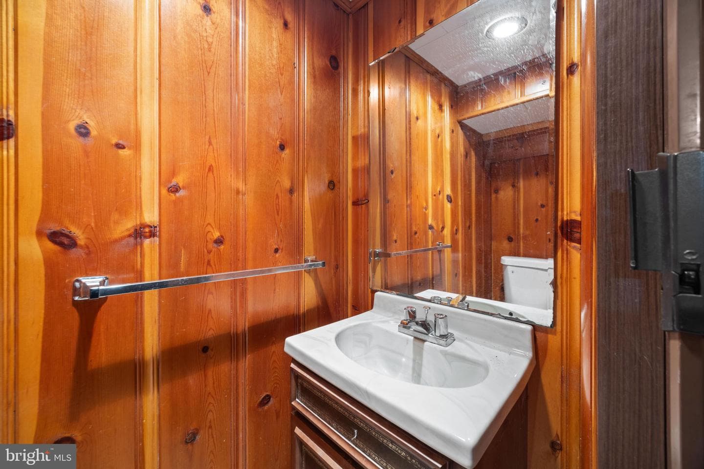 1561 Cottage Lane photo 25