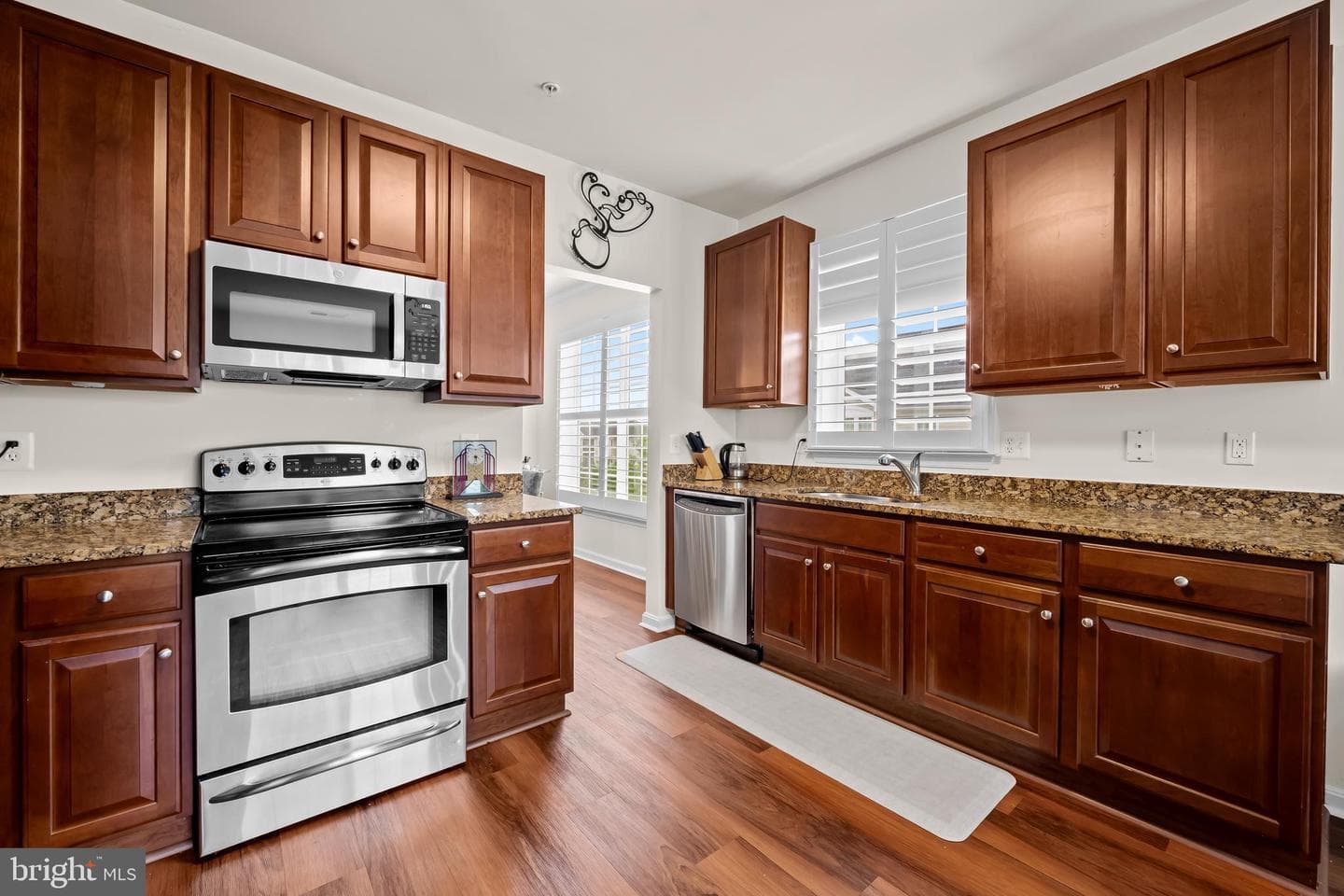 7301 Travertine Drive #403 photo 14