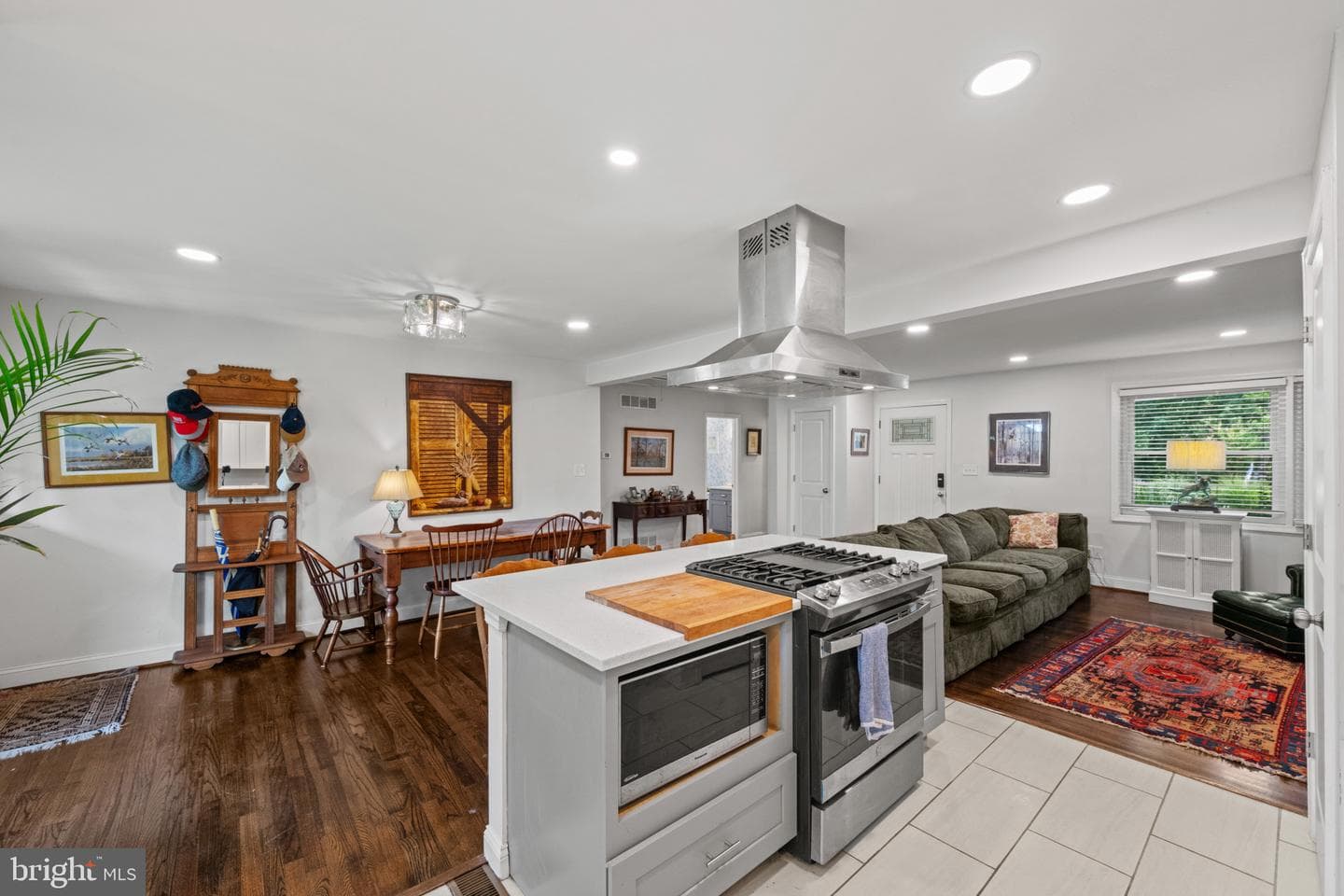 803 Joppa Road W photo 13