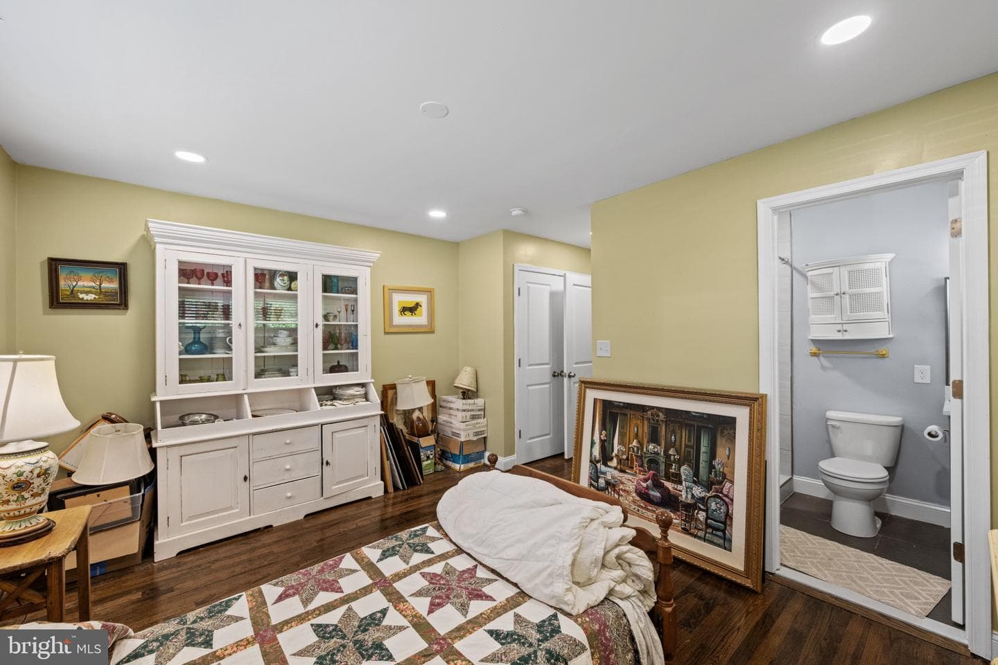 803 Joppa Road W photo 19