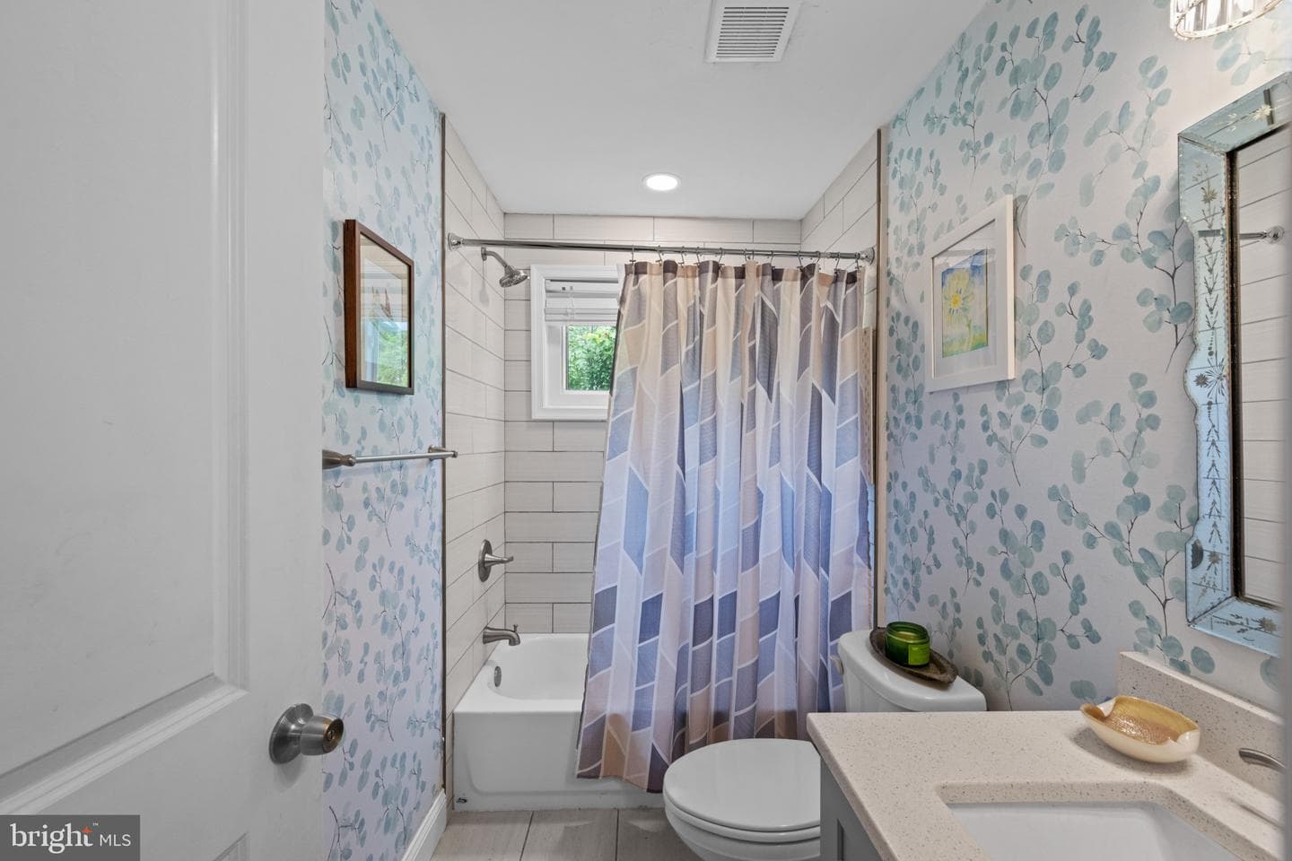 803 Joppa Road W photo 21
