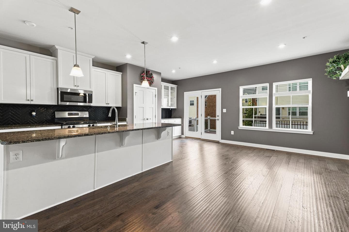 6300 Osterley Street photo 15