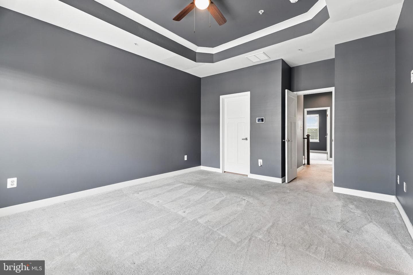 6300 Osterley Street photo 27