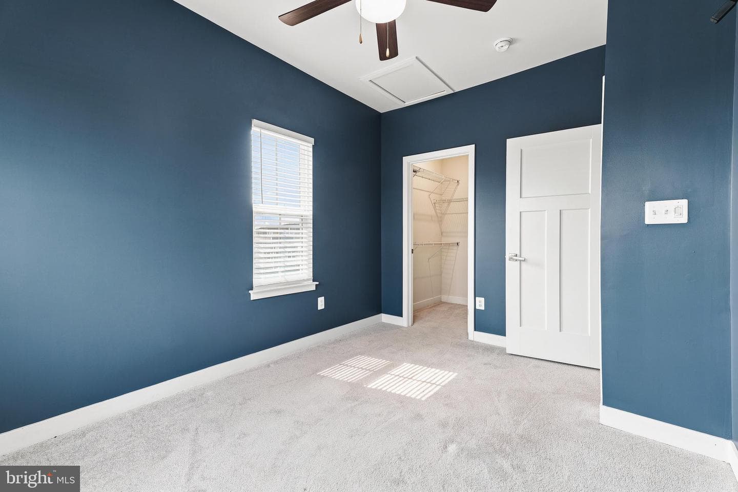 6300 Osterley Street photo 33