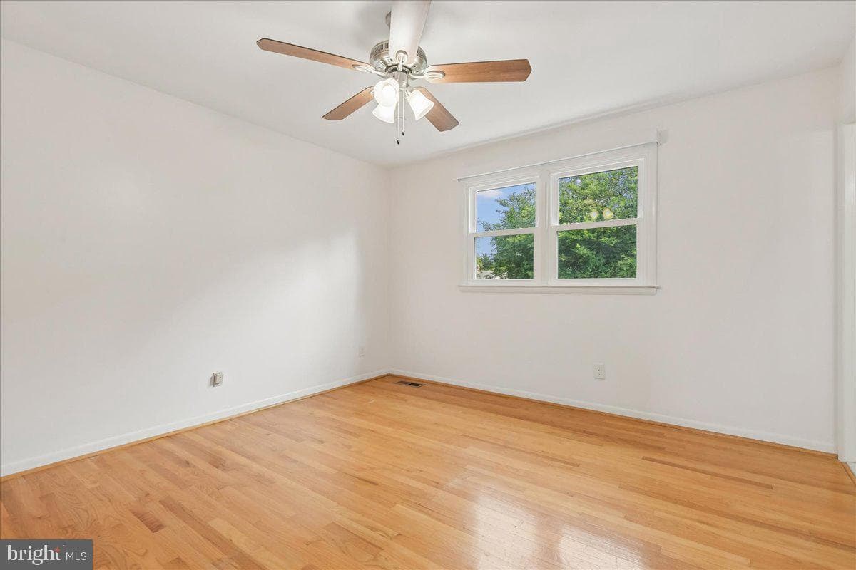535 Dunkirk Road photo 13