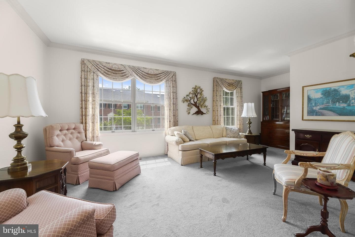 16 Hewetson Court photo 3