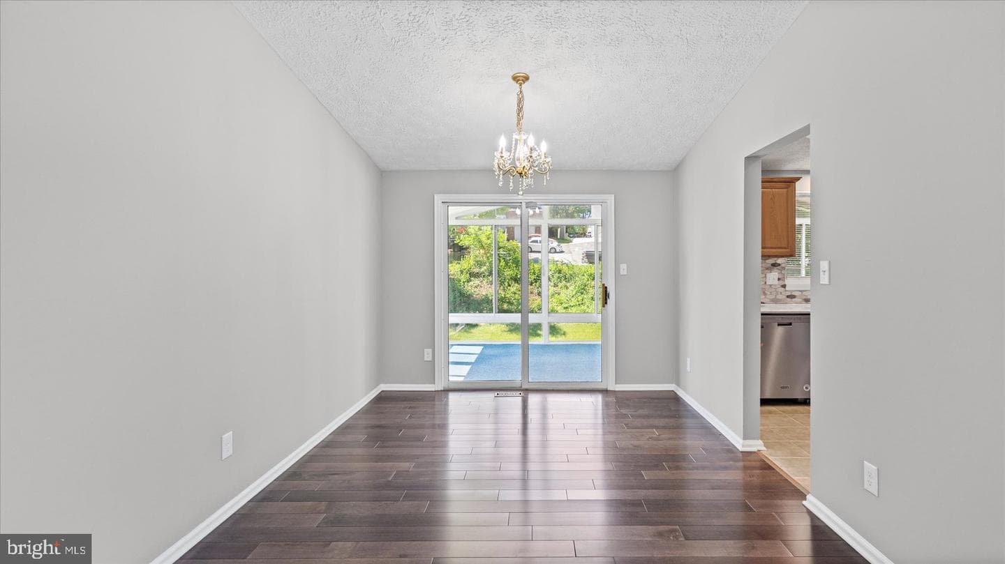 3709 Redberry photo 11