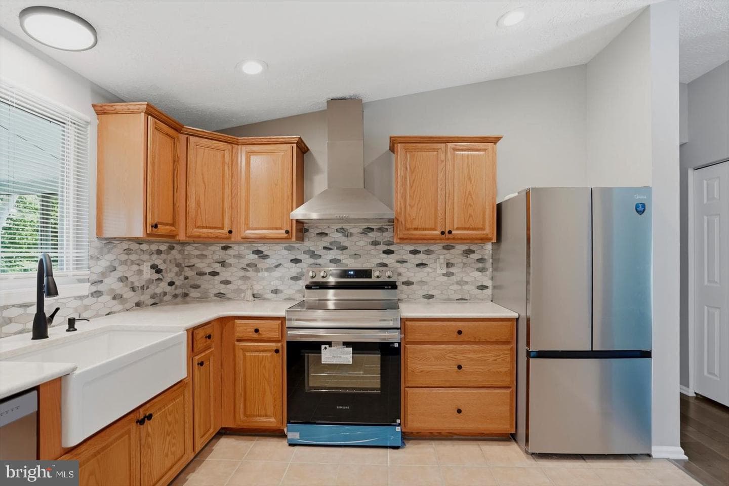 3709 Redberry photo 13