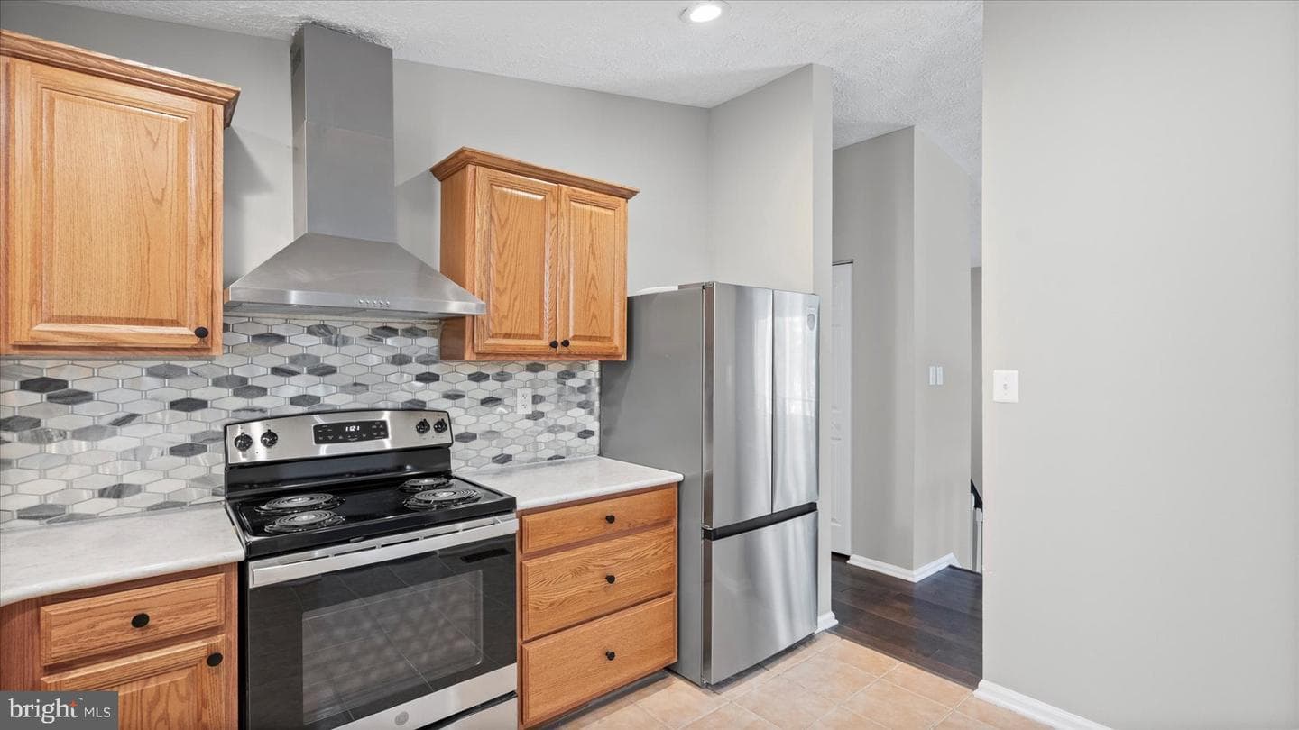 3709 Redberry photo 16
