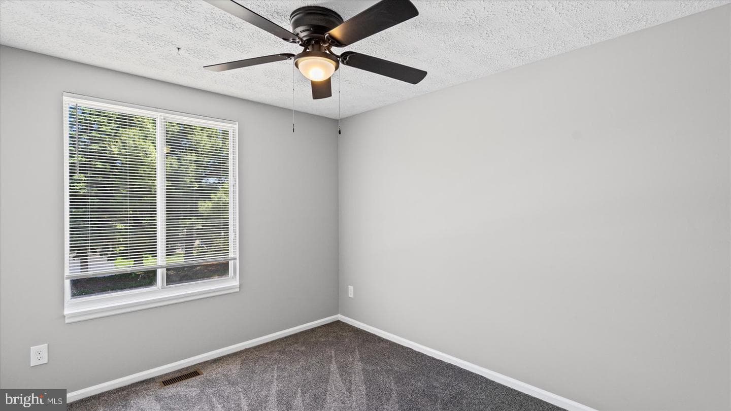 3709 Redberry photo 27