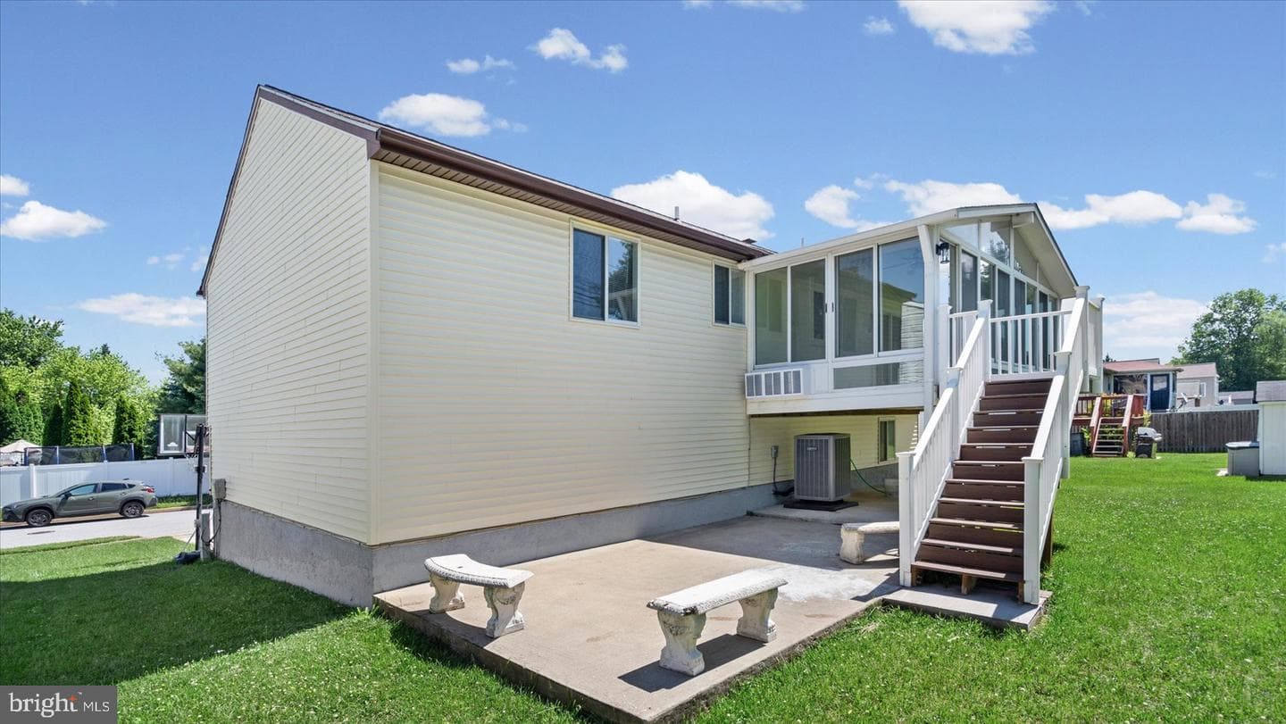 3709 Redberry photo 47