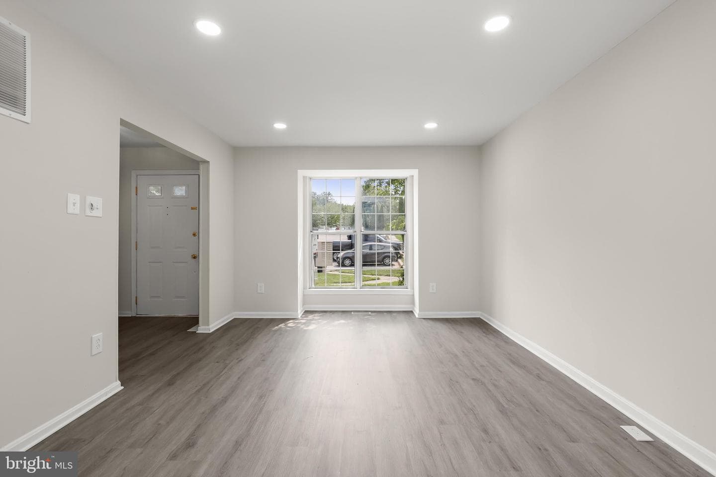 18 Hiddencreek Court photo 12
