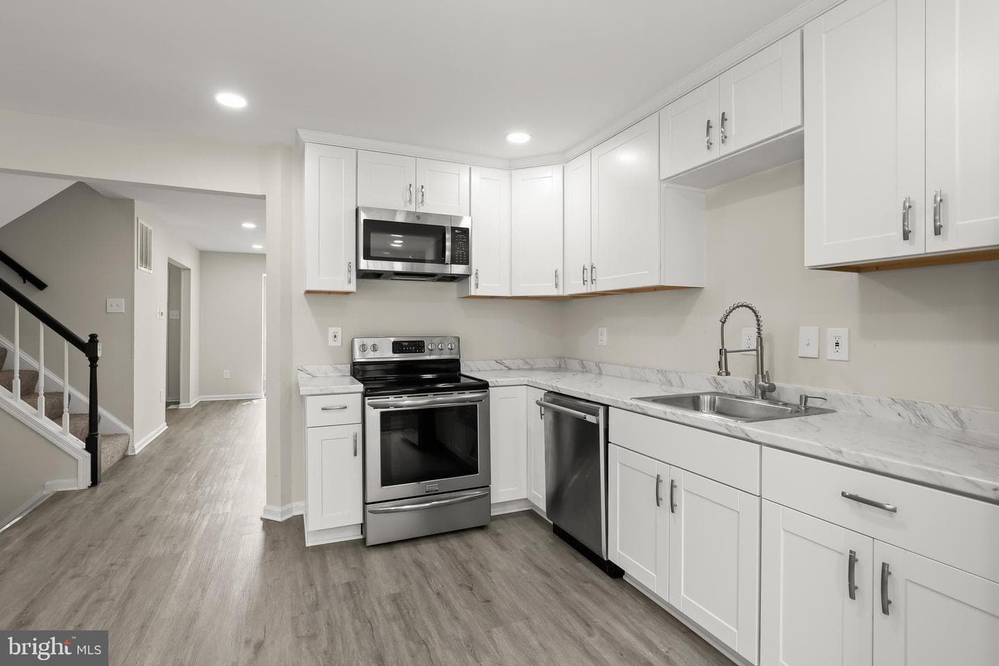 18 Hiddencreek Court photo 17