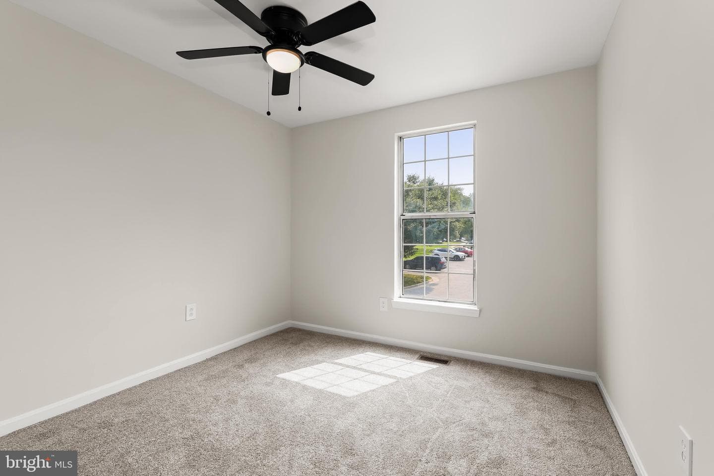 18 Hiddencreek Court photo 28