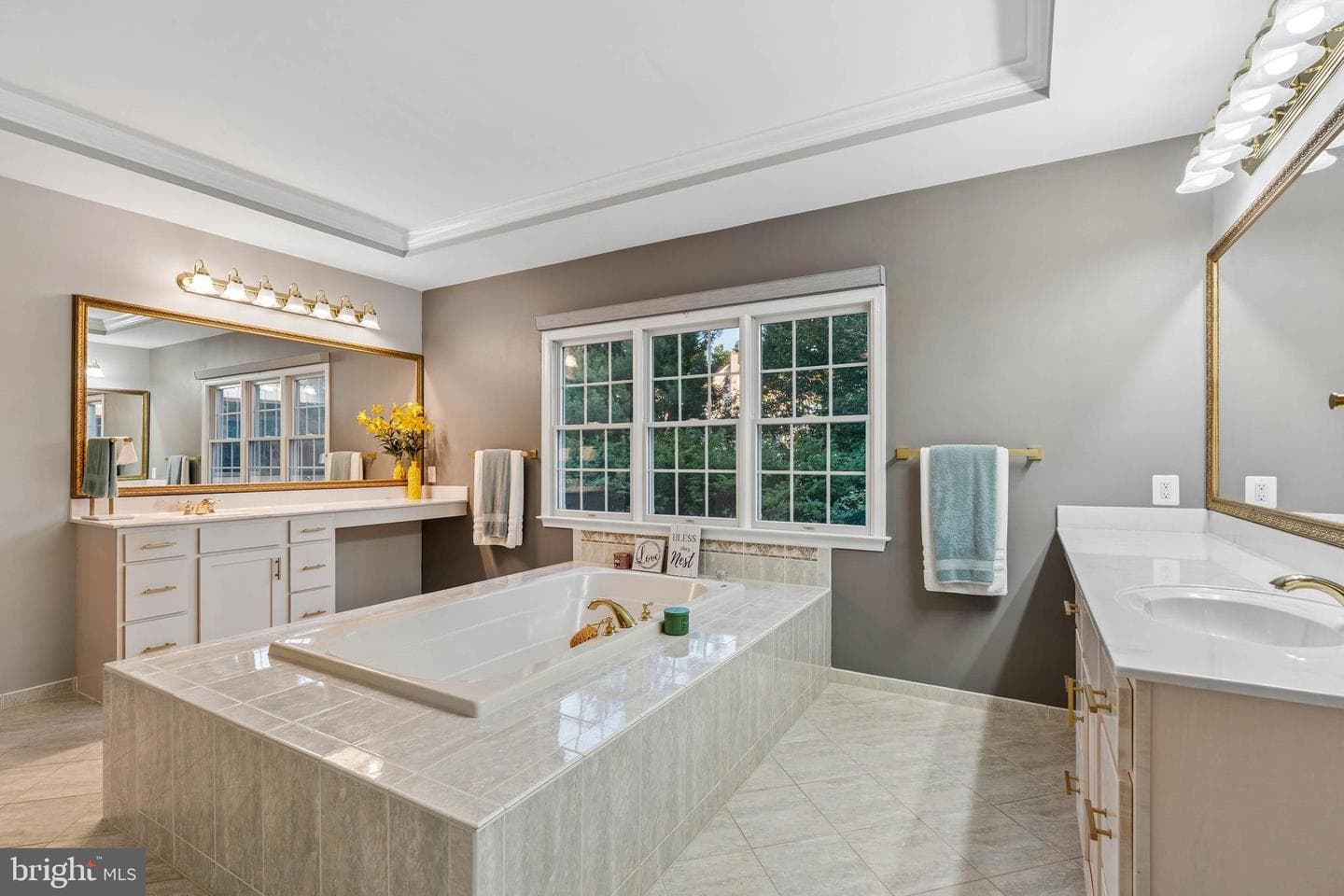 1100 Saddle Creek Court photo 26