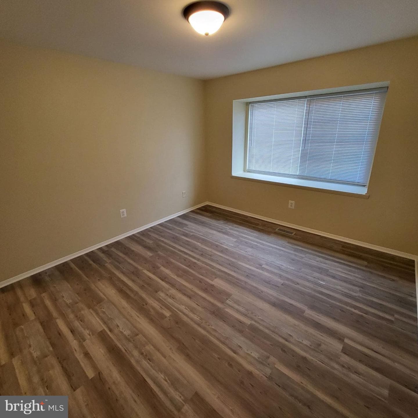 8 Perryfalls Place photo 13