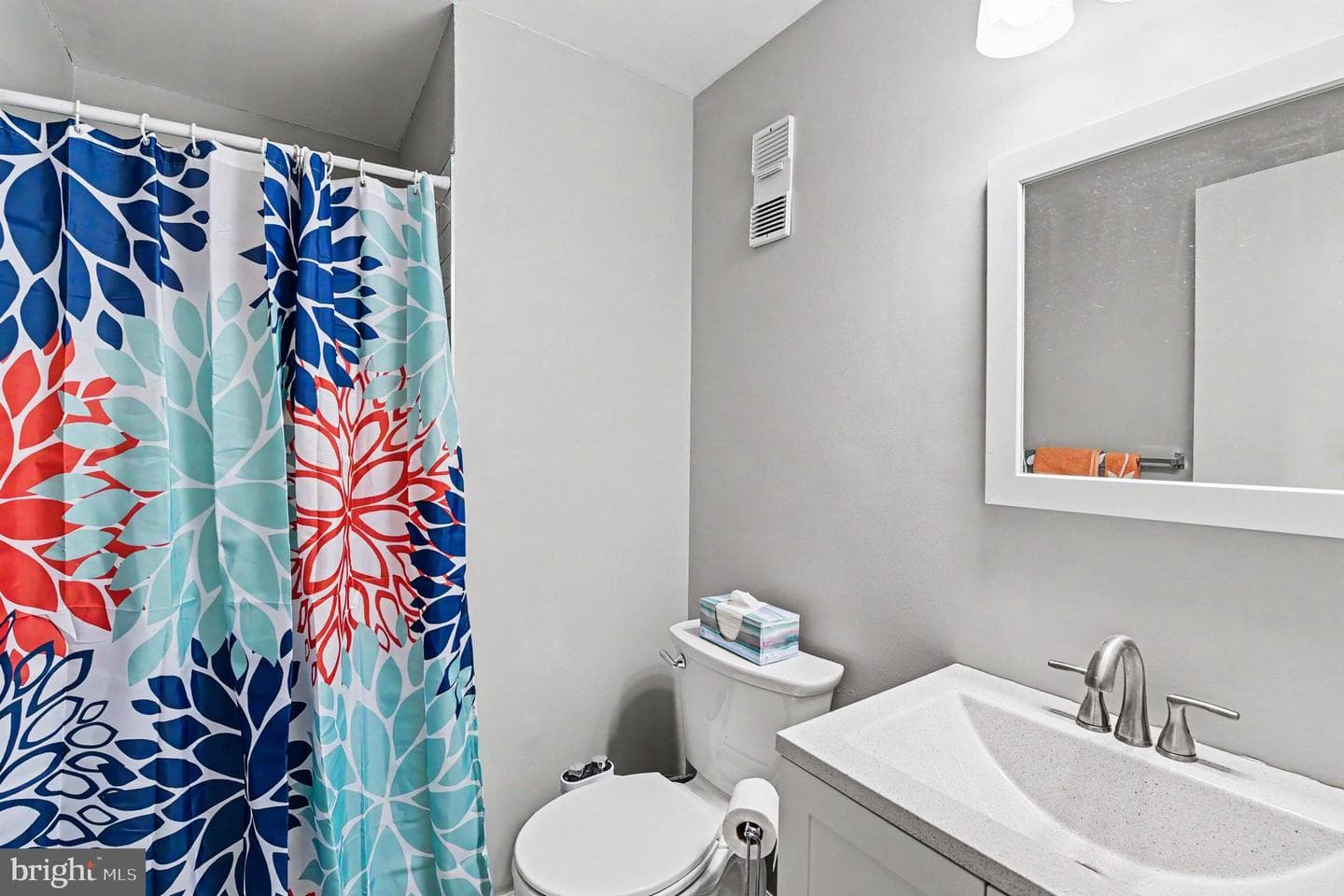 9121 Deviation Road photo 17