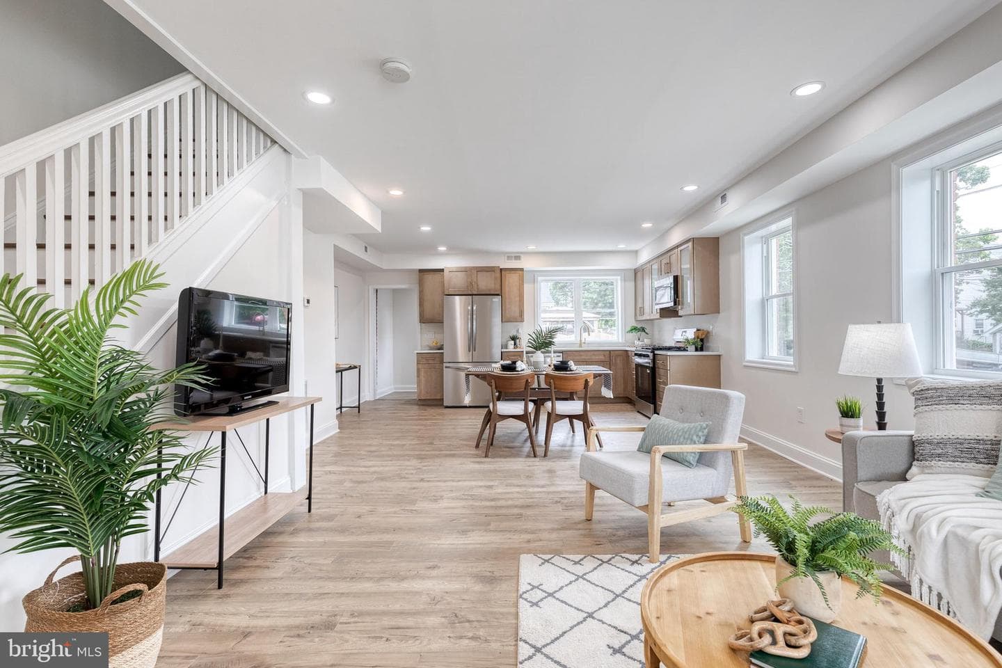 6854 Dunbar Road photo 3